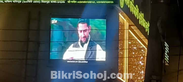 LED screen 5 feet by 6 feet